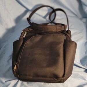 DayMakers Of Santa Barbara Crossbody Purse RFID Bag Black Travel Security T52